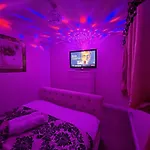 *f43nh* Setup For Your Relaxed & Cosy + Free Parking + Free Fast Wifi * リーズ