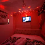 アパート *f43nh* Setup For Your Relaxed & Cosy + Free Parking + Free Fast Wifi *