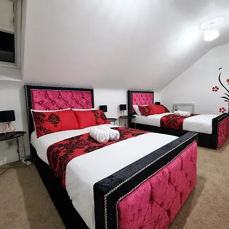 *f43nh* Setup For Your Relaxed & Cosy + Free Parking + Free Fast Wifi * リーズ