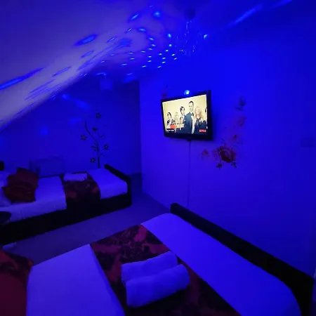 F43Nh - Stylish Apartment For Family And Friends *