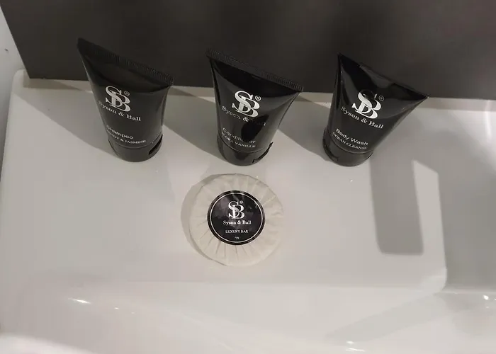 Apartment *f43nh* Setup For Your Relaxed & Cosy + Free Parking + Free Fast Wifi * *